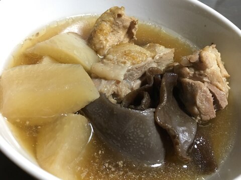 大根とキクラゲの鶏肉トロトロ煮物